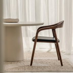 Ami eetkamerstoel - Walnut - Zwart leer