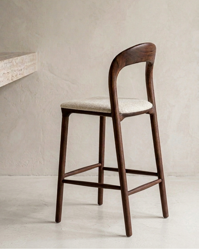 Ami barkruk - Walnut - Stoffen zitting