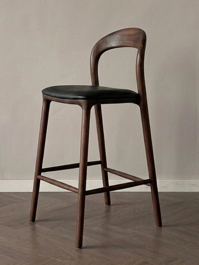 Ami barkruk - Walnut - Zwart leer