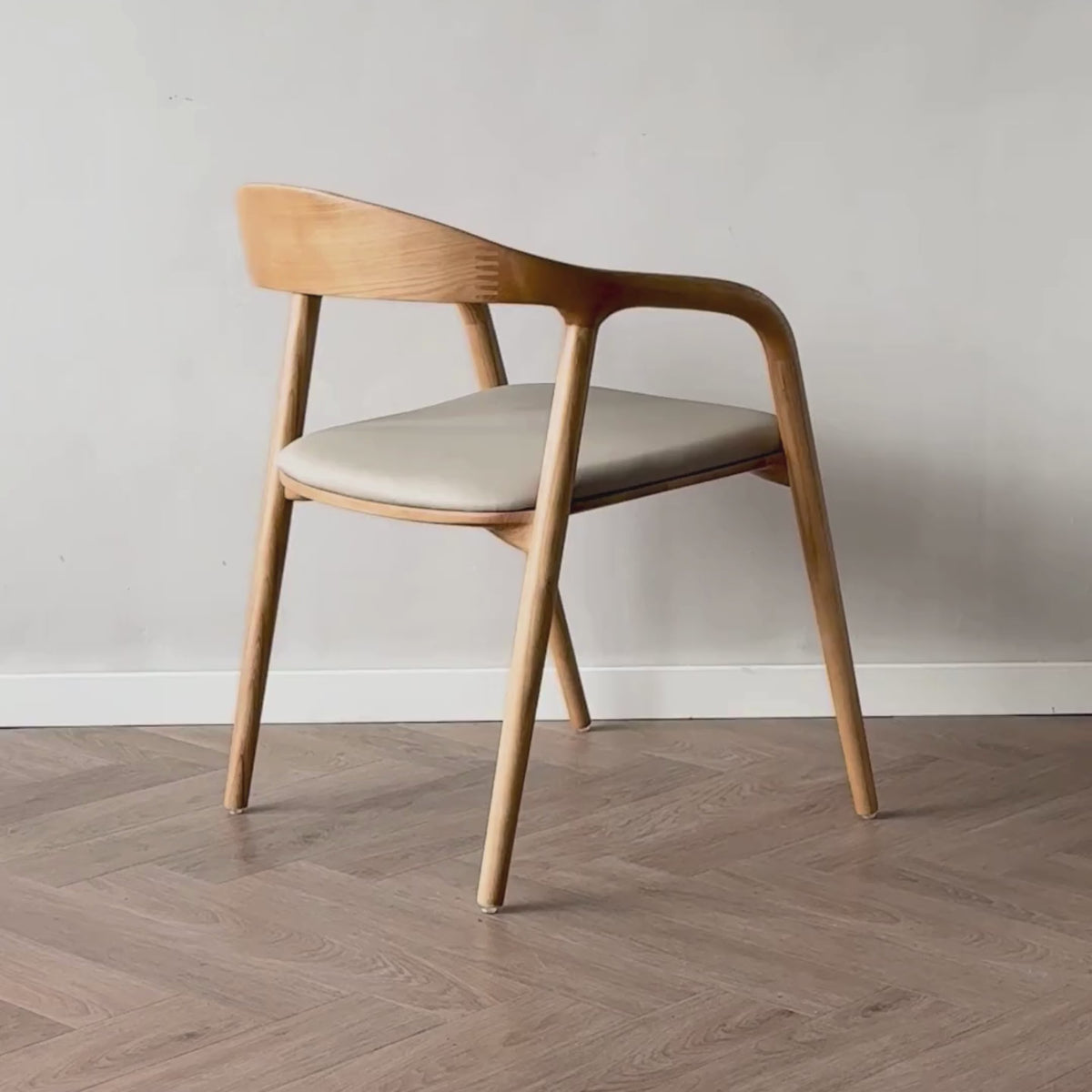 Ami eetkamerstoel light - Beige leer